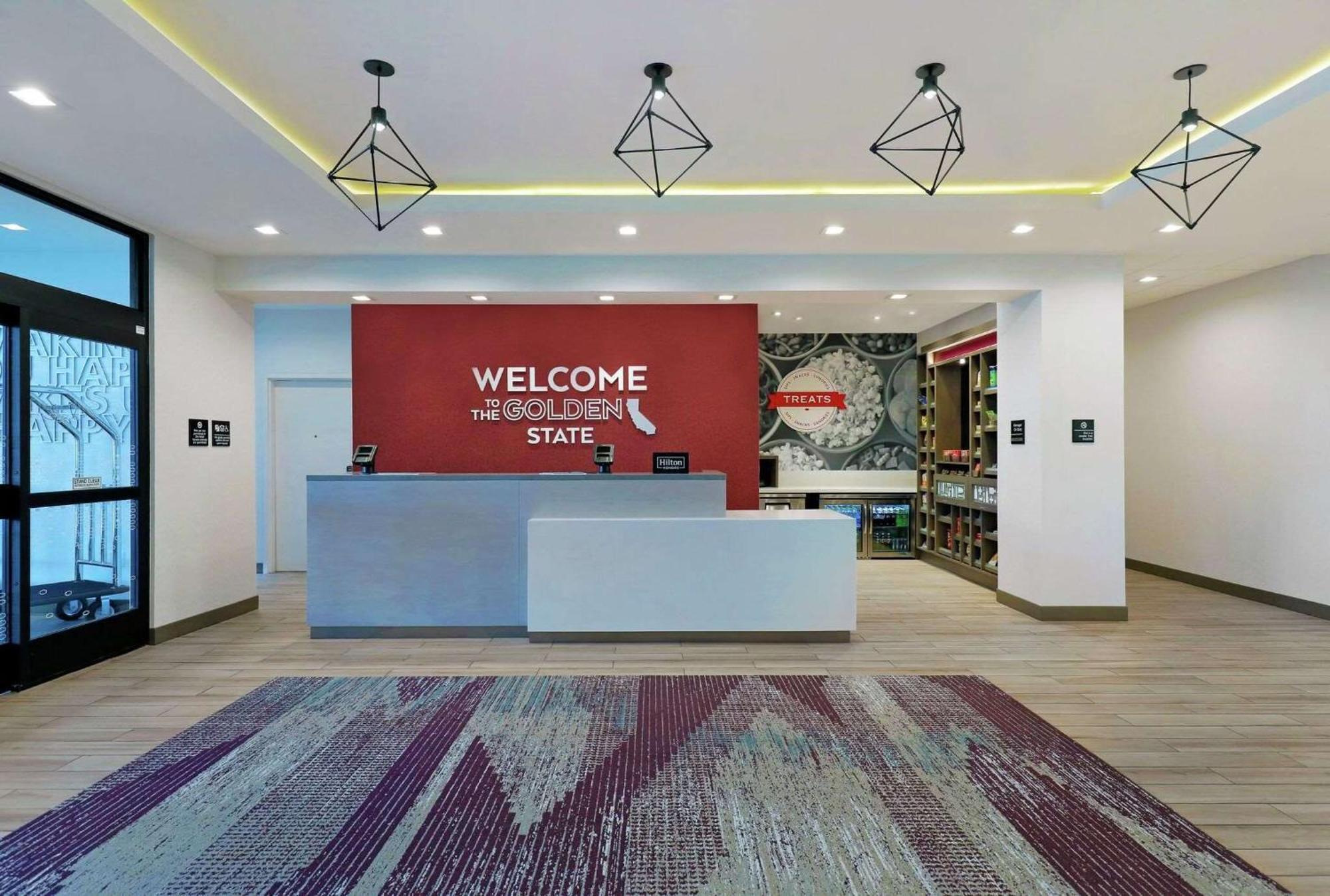 Hampton Inn Patterson, Ca מראה חיצוני תמונה